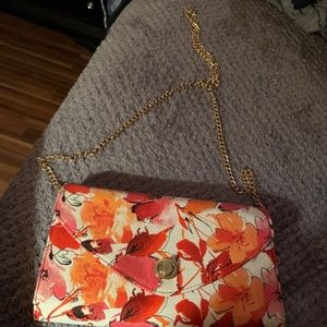 Shoulder purse